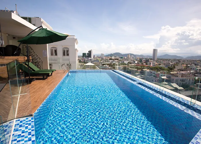 Central Hotel & Spa Danang