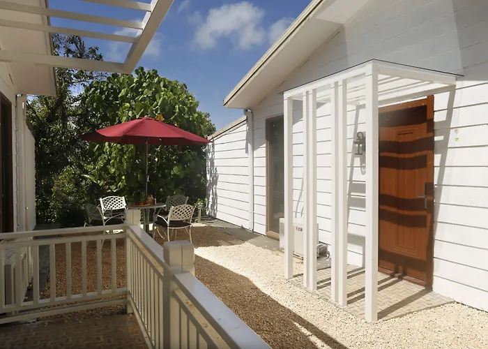 Shell Villa Apartel Resort Koror