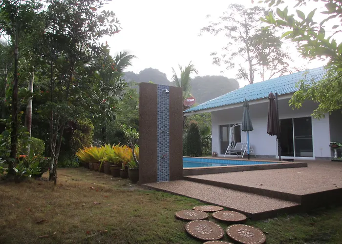 Real Relax Resort Ban Chong Phli