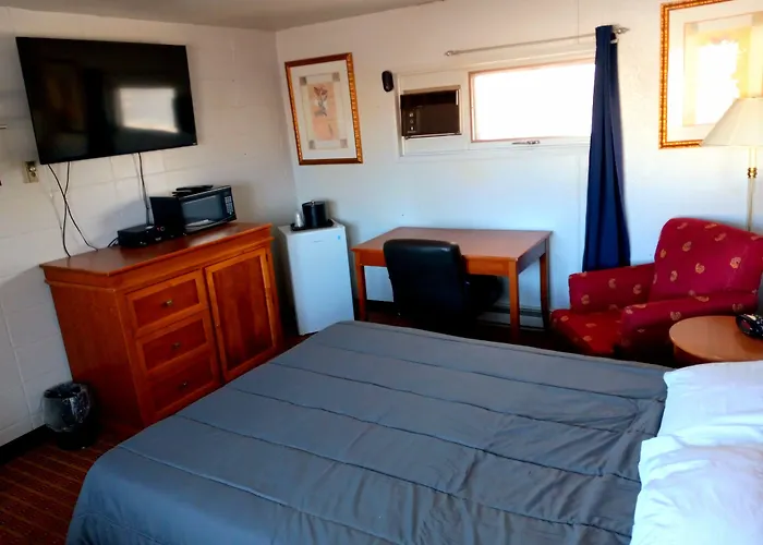 Chalet Inn Motel Dryden