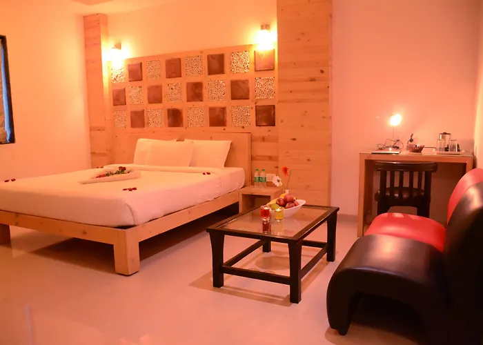 Hotel Stonarc Chakan