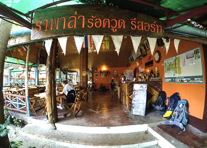 Rapala Rock Wood Resort- Sha Plus หาดไร่เลย์