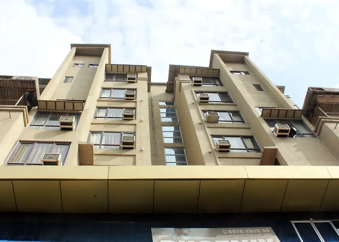 Oyo Phoenix Hotel Panvel