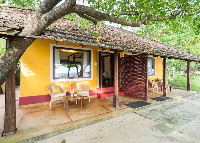 Azure Tides Marari Hotel Alappuzha
