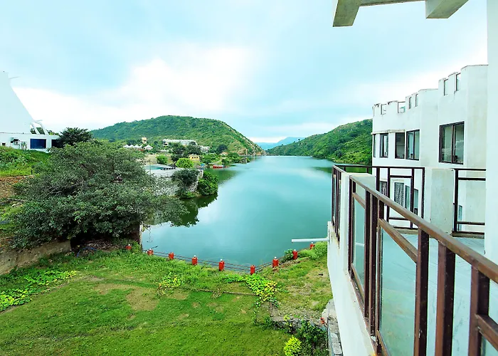 Rang Bhawan Inn- A Lake View Hotel Kumbhalgarh
