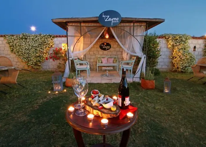 By Zeyno Butik Otel Alaçatı
