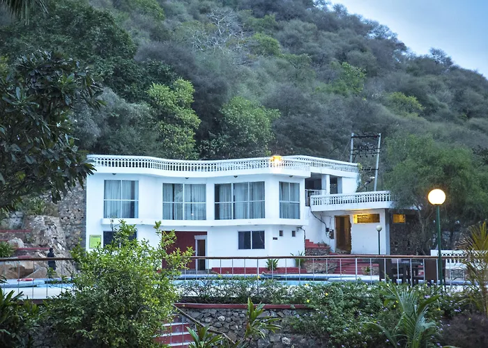 Jaisamand Island Resort Udaipur