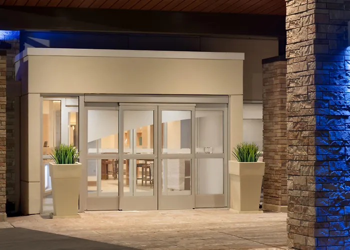 Holiday Inn Express & Suites - Cincinnati South - Wilder By Ihg