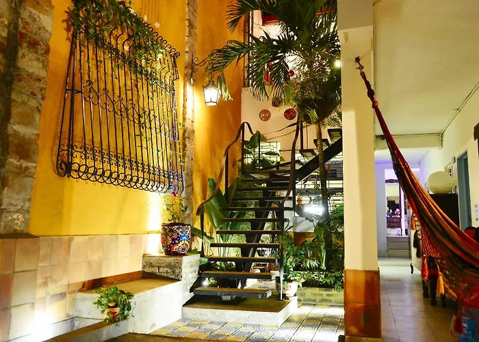 Hotel Magic Garden House Cali