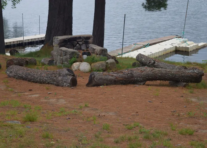 The Long View Lodge Long Lake