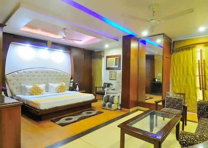 Oyo 10848 Hotel Geeson New Delhi