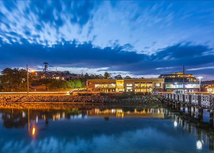 Merimbula Lakeview Hotel