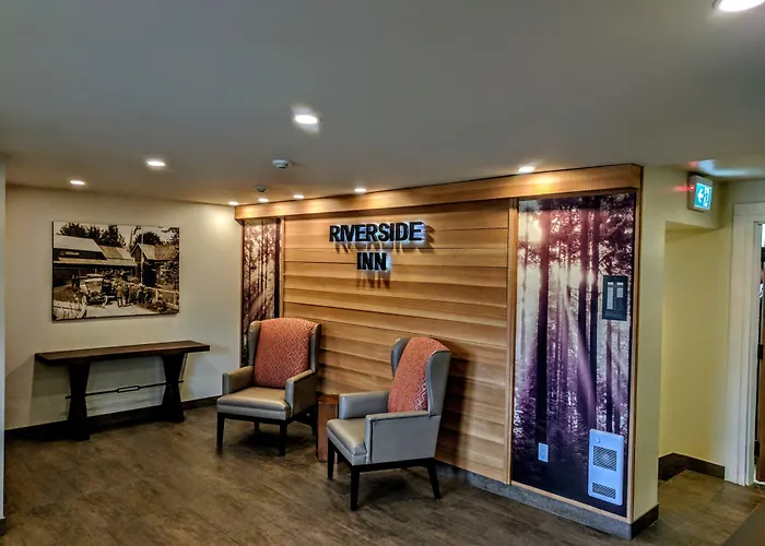 Riverside Inn Lake Cowichan