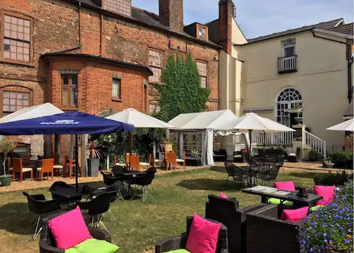 Kings Hotel Newmarket 