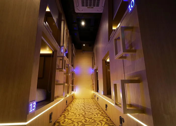 Cube Boutique Capsule Hotel At Kampong Glam Singapura