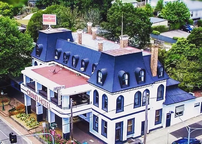 Grand Hotel Healesville
