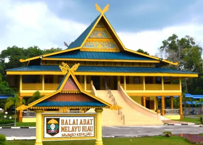 Oyo 1825 Marcopolo Homestay Pekanbaru