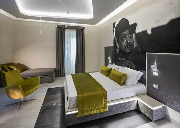 Via Veneto Luxury Suites Рим