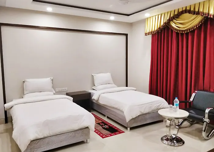 Bodhgaya Seven Inn Hotel N Restaurant