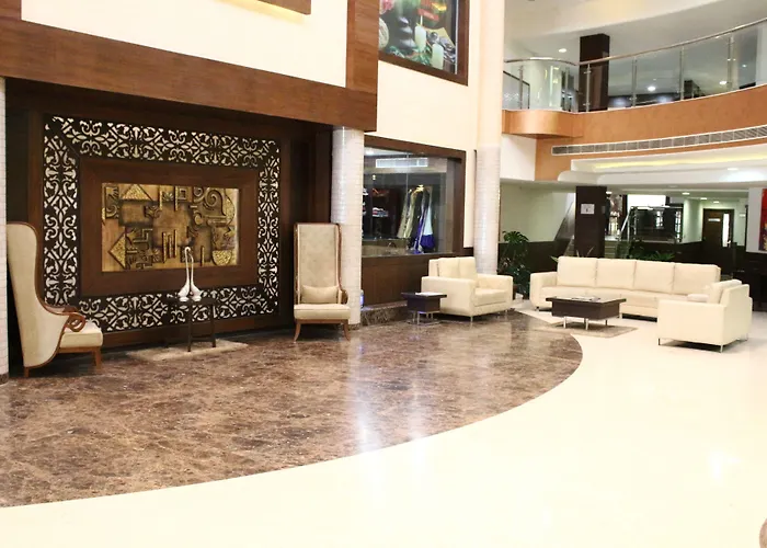 Hotel Amr Katra