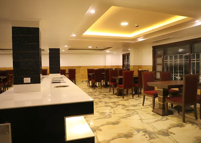 The Grand White By Parfait Hotel Shimla