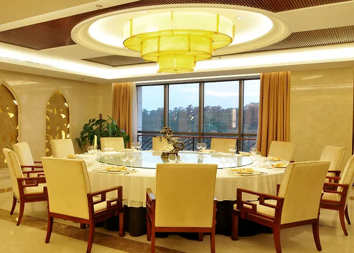 Conifer Garden Hotel Haikou 