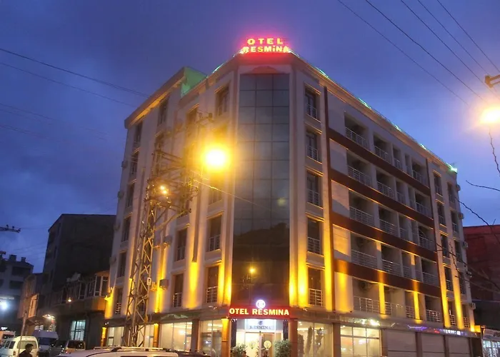 Resmina Hotel Van