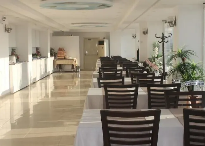 Resmina Hotel Van