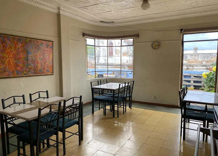 Check Inn Bed And Breakfast Cuenca