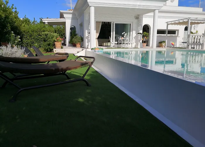 White House Luxury Hospitality Hotel Olbia
