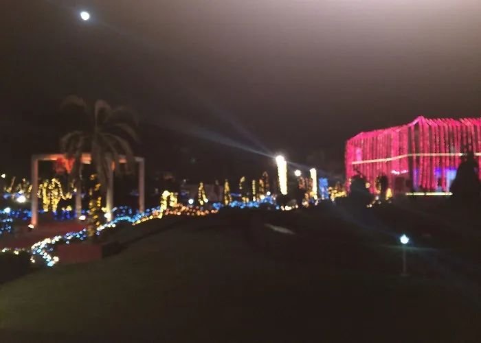 Raj Mahal Resort & Spa Neemrana