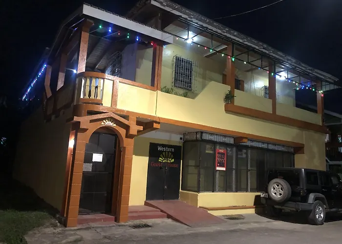 Don Santiago Guesthouse Downtown San Ignacio