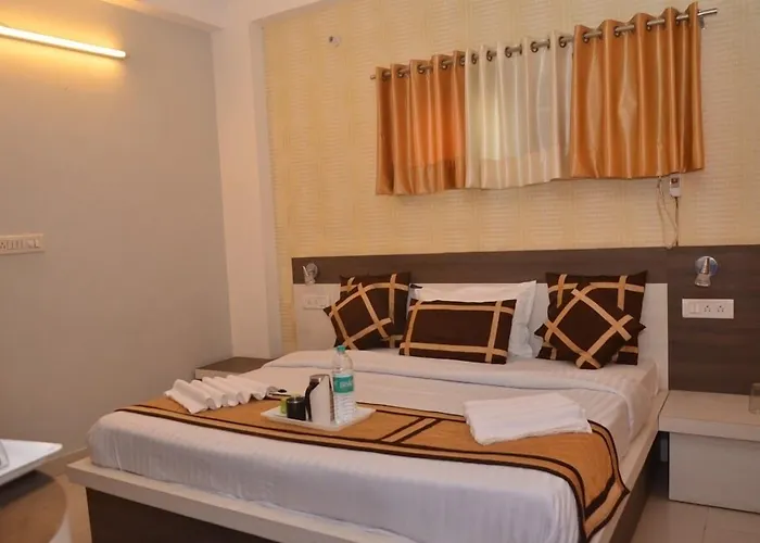 Oyo 8076 Hotel Europe Plaza Lucknow