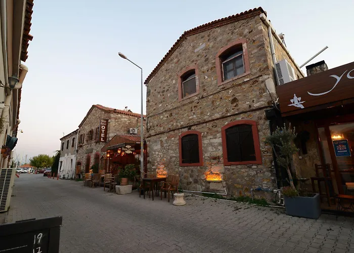Otel Yorgo Seferis Urla