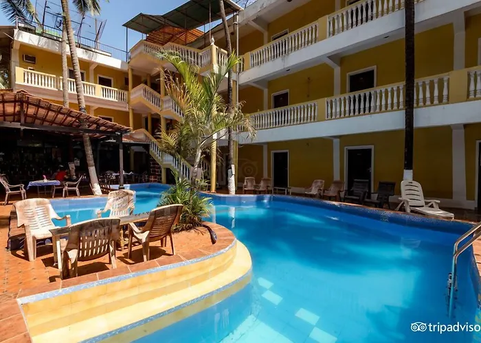 Castle House Calangute Hotel