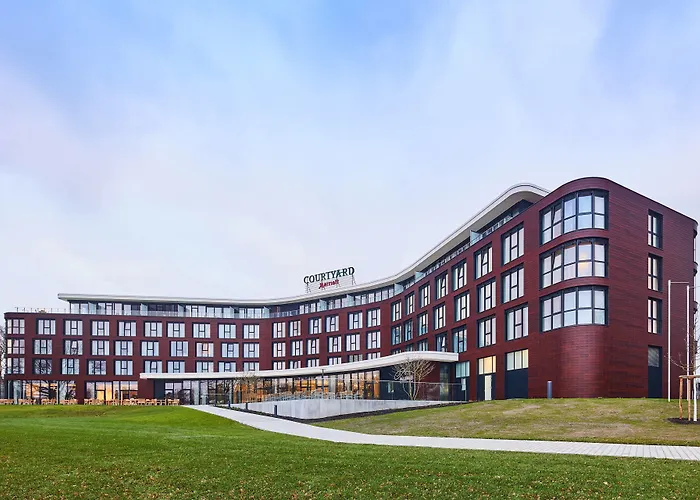 Courtyard By Marriott Wolfsburg Hotel