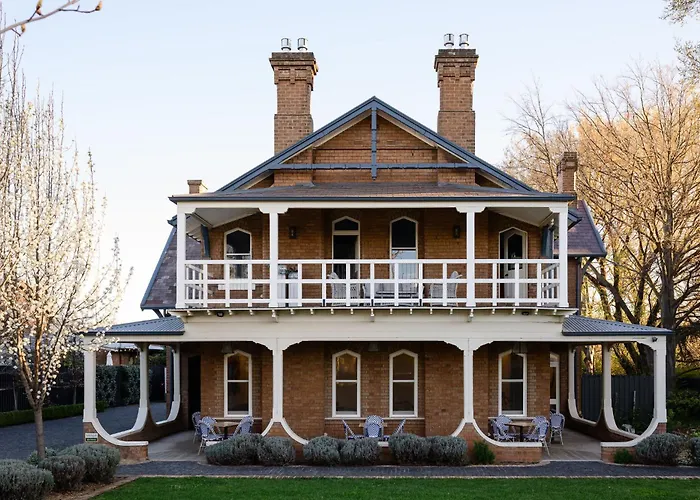 Yallungah Boutique Hotel Orange