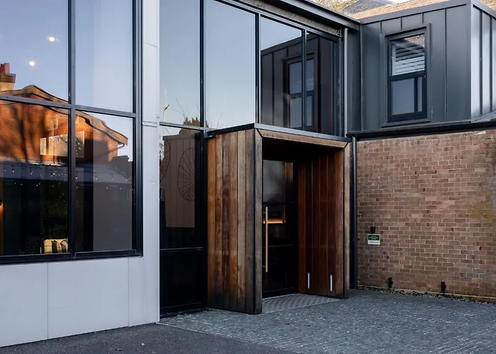Yallungah Boutique Hotel Orange