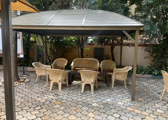 Super Paradise Hotel Kampala