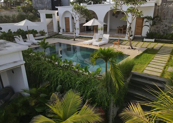 Kelingking Green Village Batumadeg