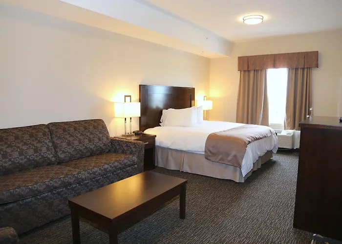 Prairie Moon Inn & Suites Macklin