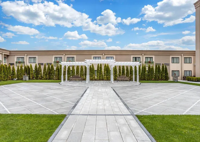 The Ashi, An Ascend Collection Hotel North Brunswick