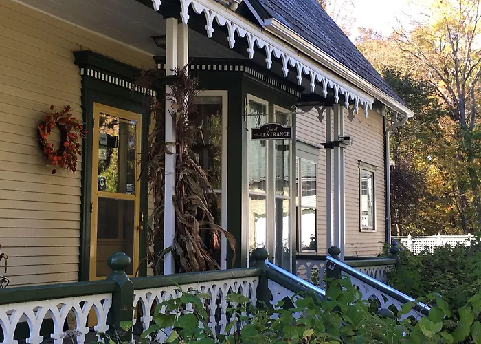 Dreamhouse Country Inn Bristol