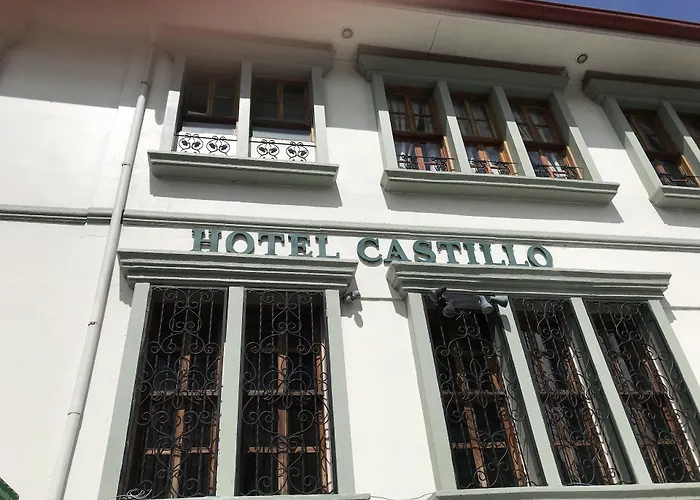 Hotel Castillo San Jose 