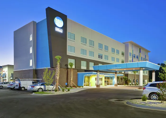 Tru By Hilton Sumter Hotel