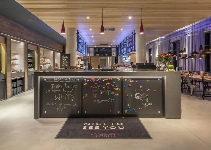 Moxy Munich Messe Hotel Aschheim