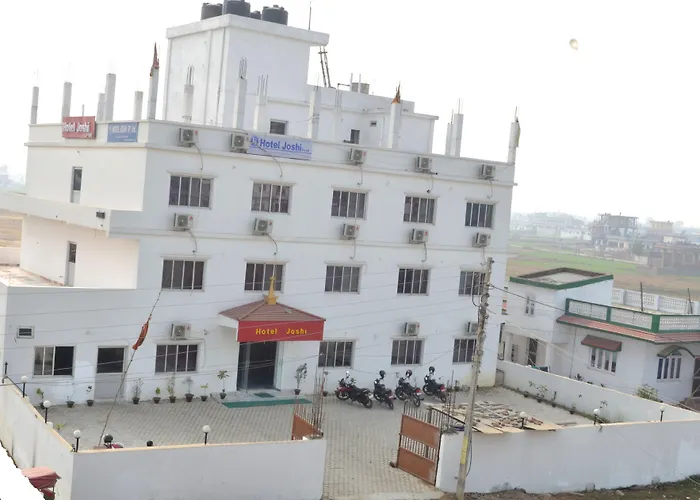 Hotel Joshi Siddharthanagar