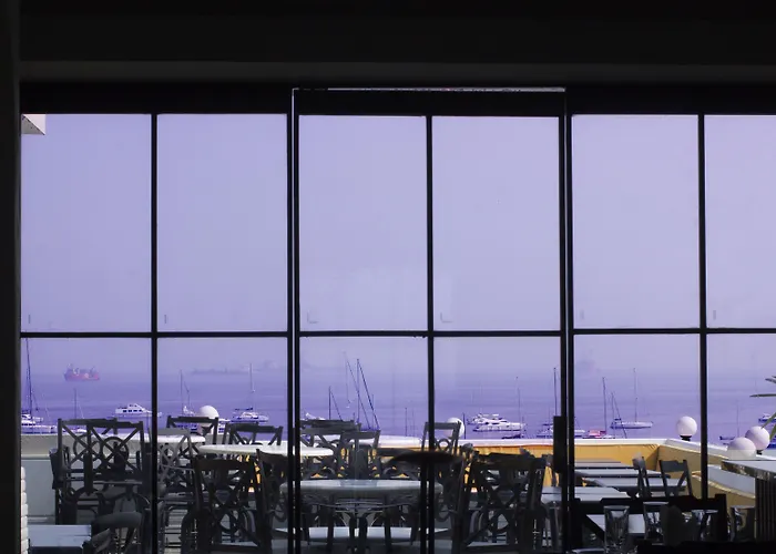 Hotel Harbour View Colaba Mumbai 