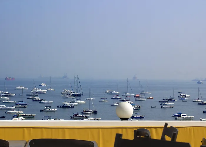 Hotel Harbour View Colaba Mumbai 