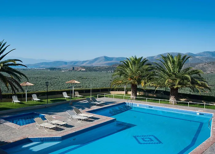 Chrissa Camping Rooms & Bungalows Delphes